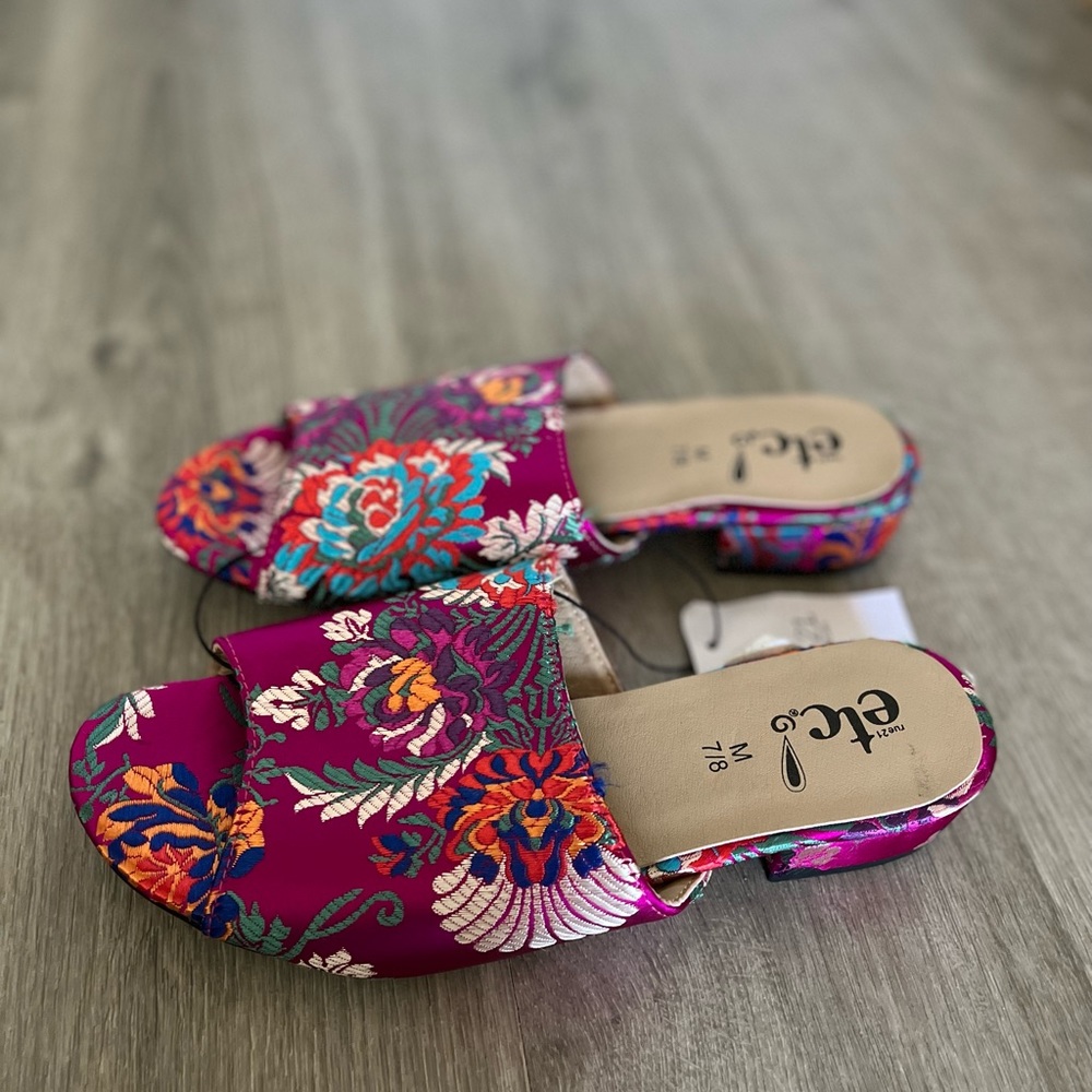ETC Sandals